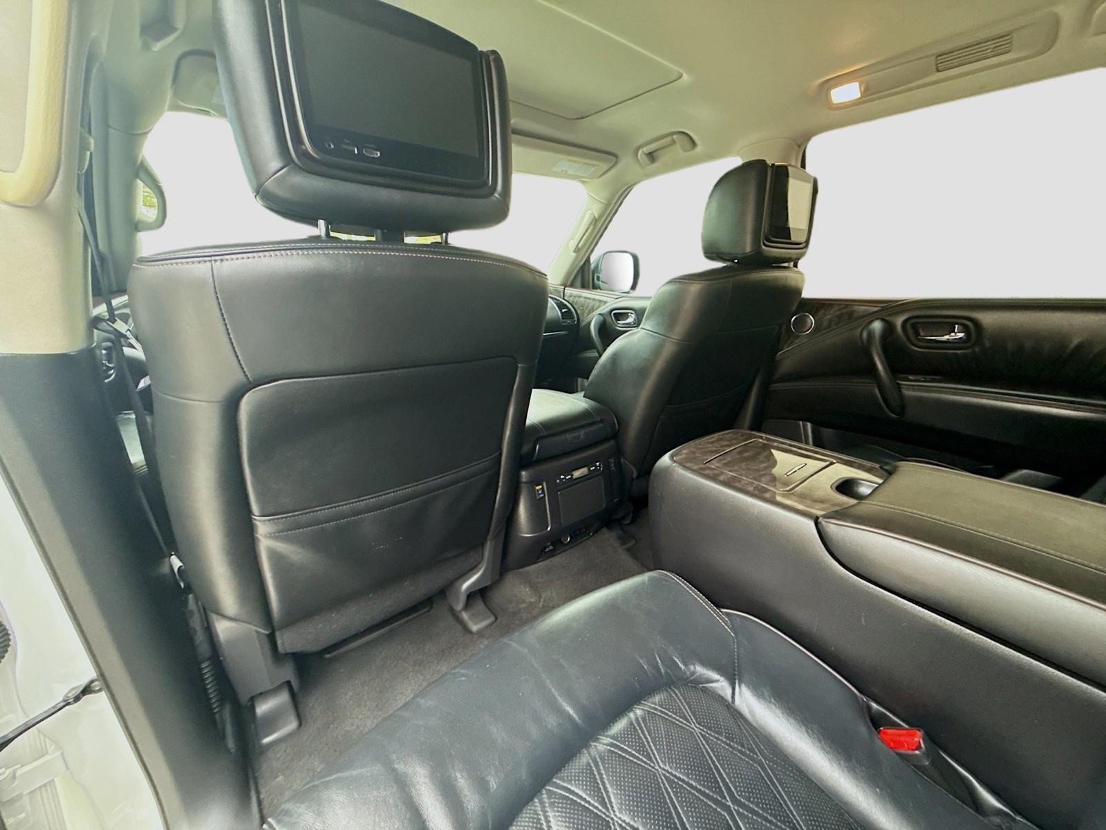 2022 Nissan Armada - Photo 27