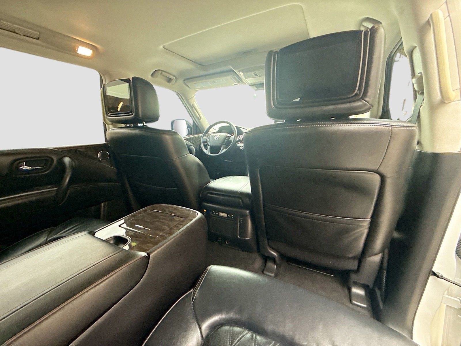 2022 Nissan Armada - Photo 33