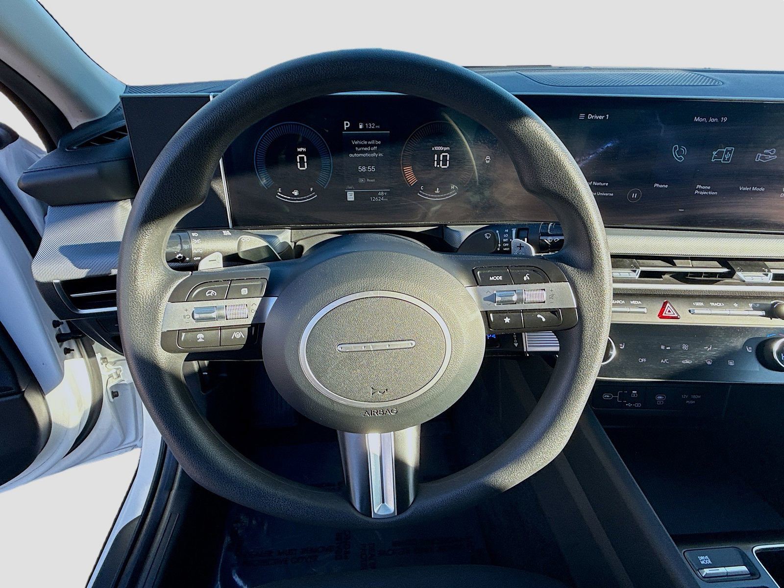 2025 Hyundai Sonata - Photo 10