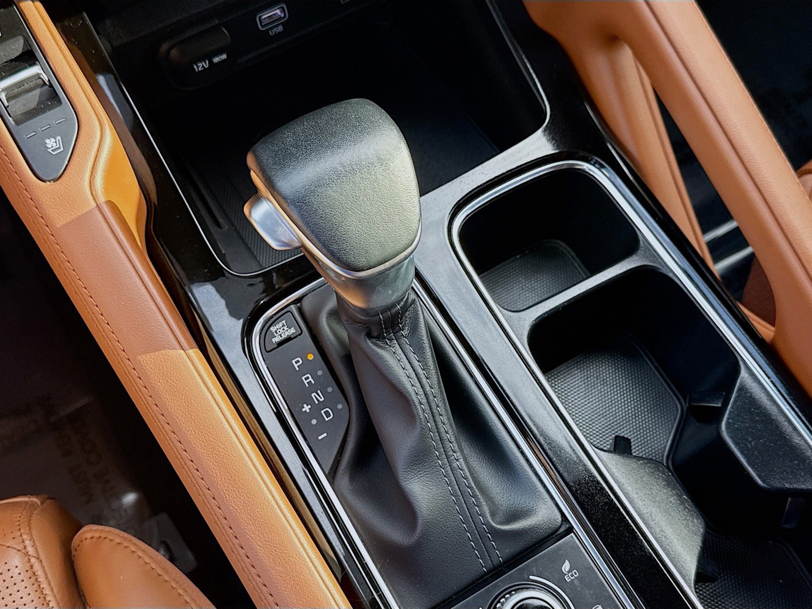 2024 Kia Telluride - Photo 16