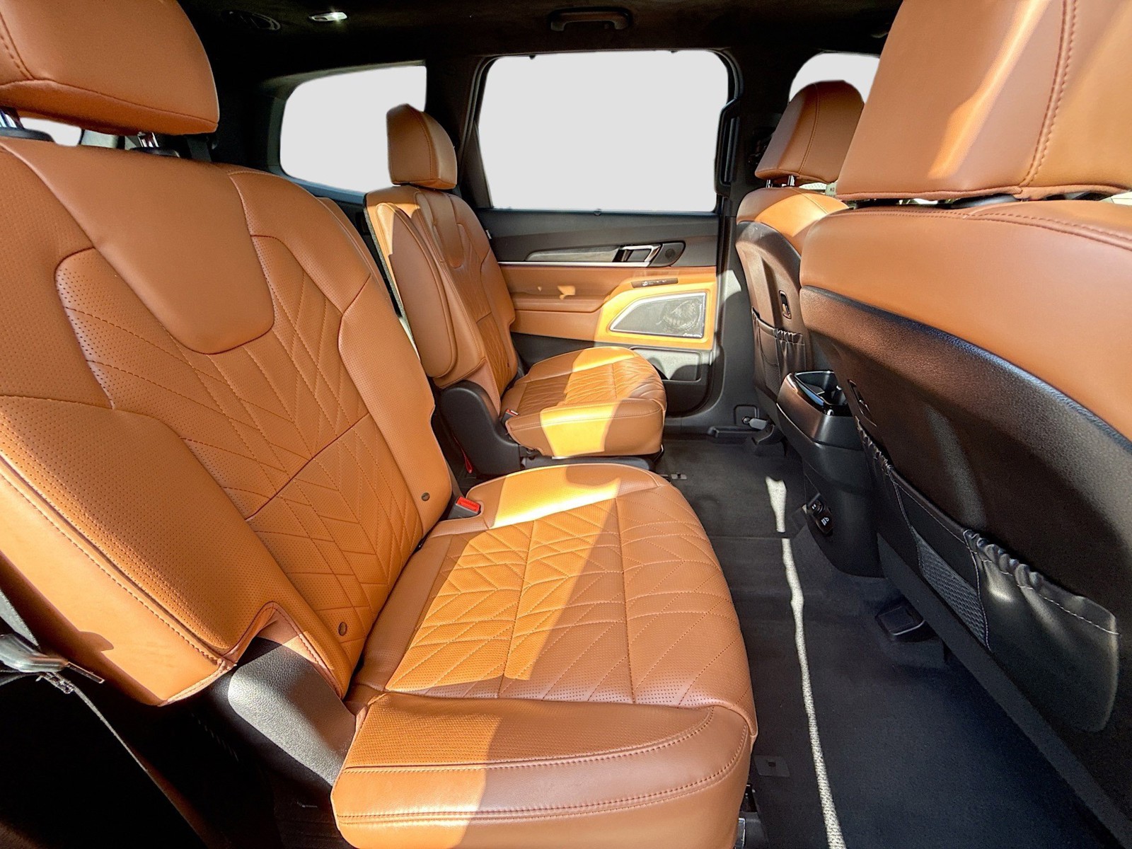 2024 Kia Telluride - Photo 31