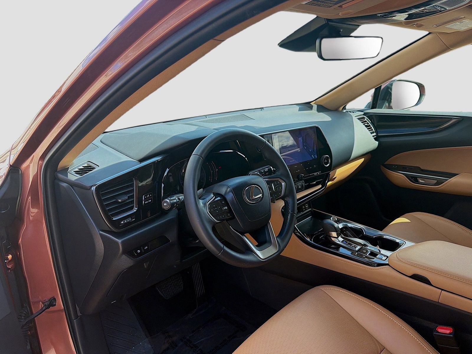 2025 Lexus NX - Photo 9