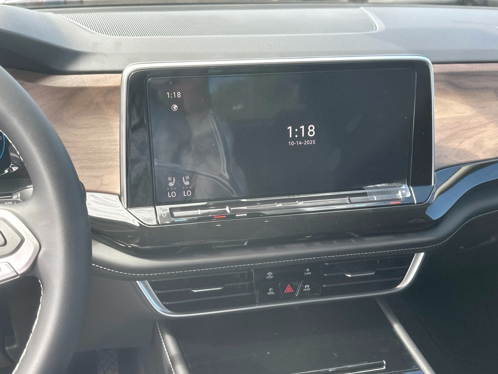 2026 Volkswagen Atlas - Photo 10