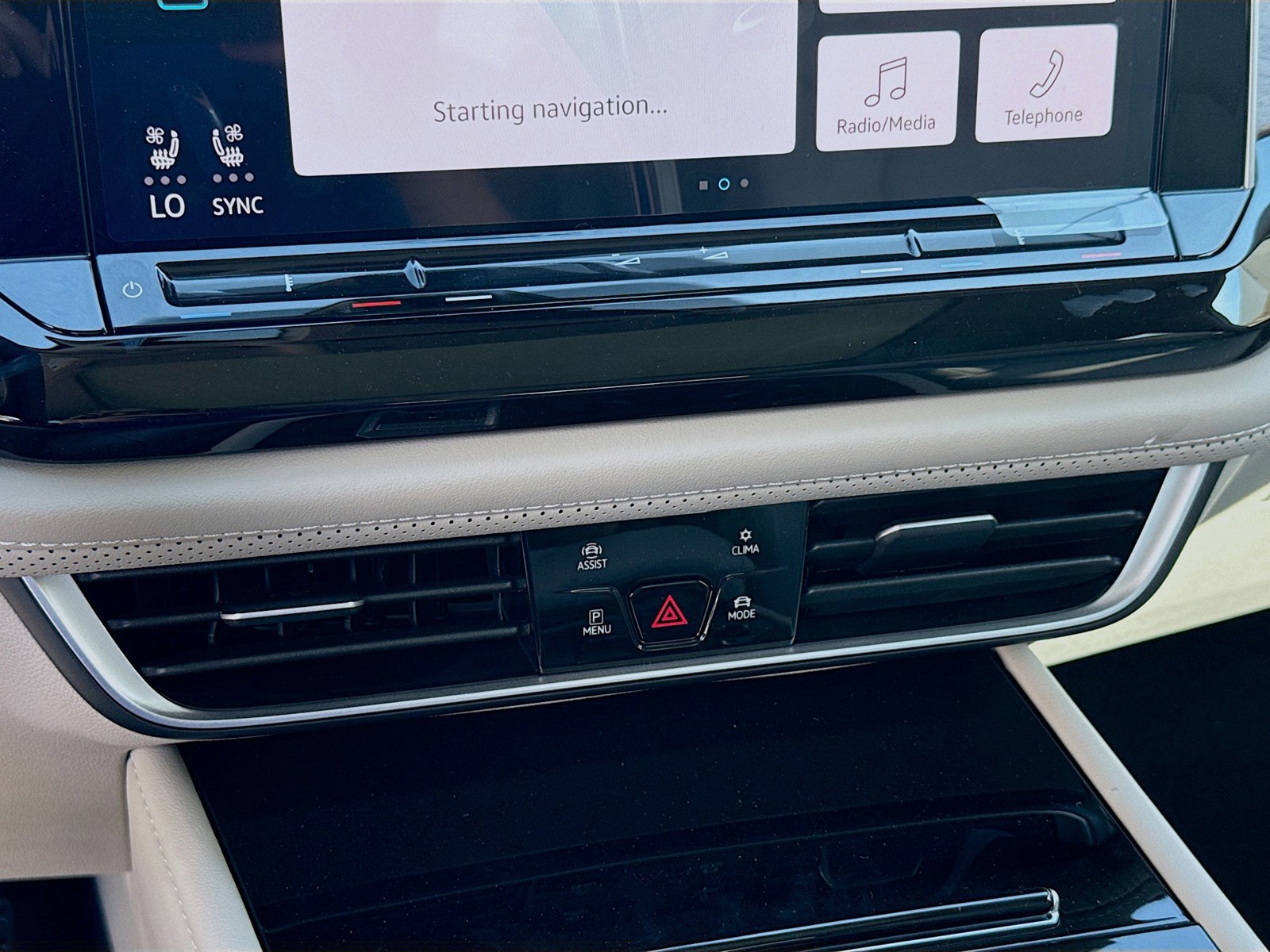 2026 Volkswagen Atlas - Photo 14