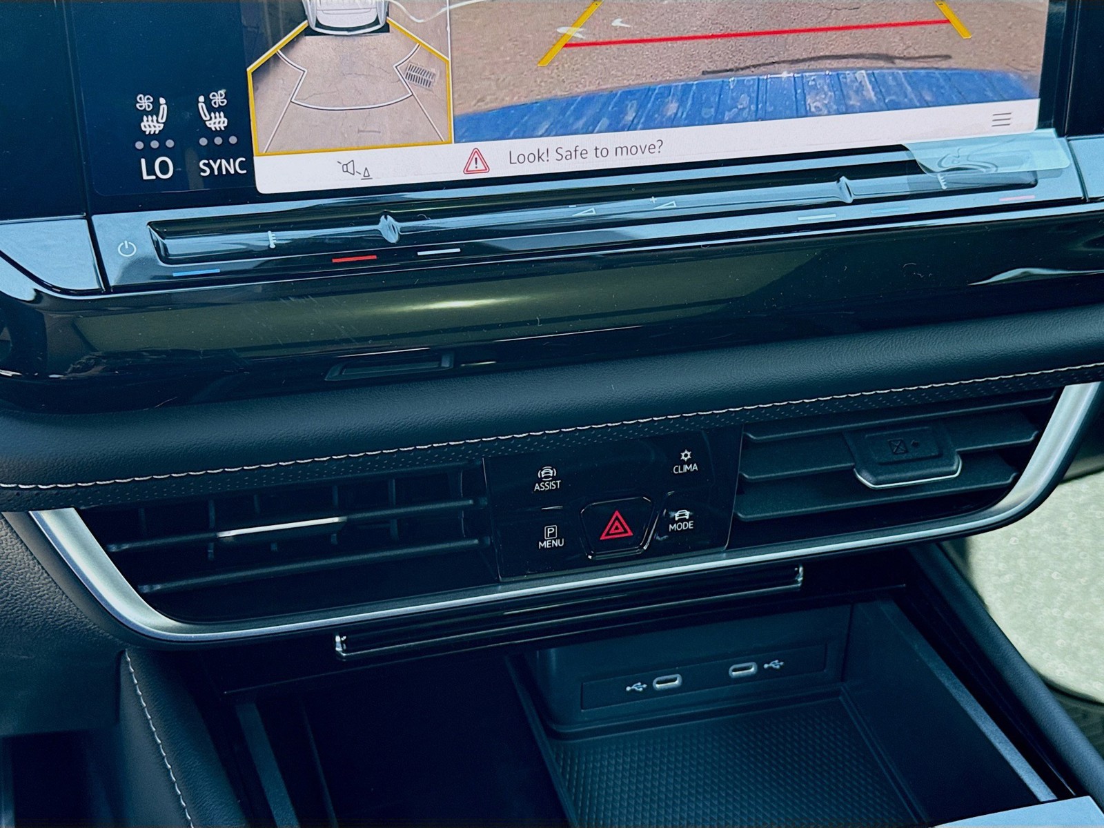 2026 Volkswagen Atlas - Photo 15