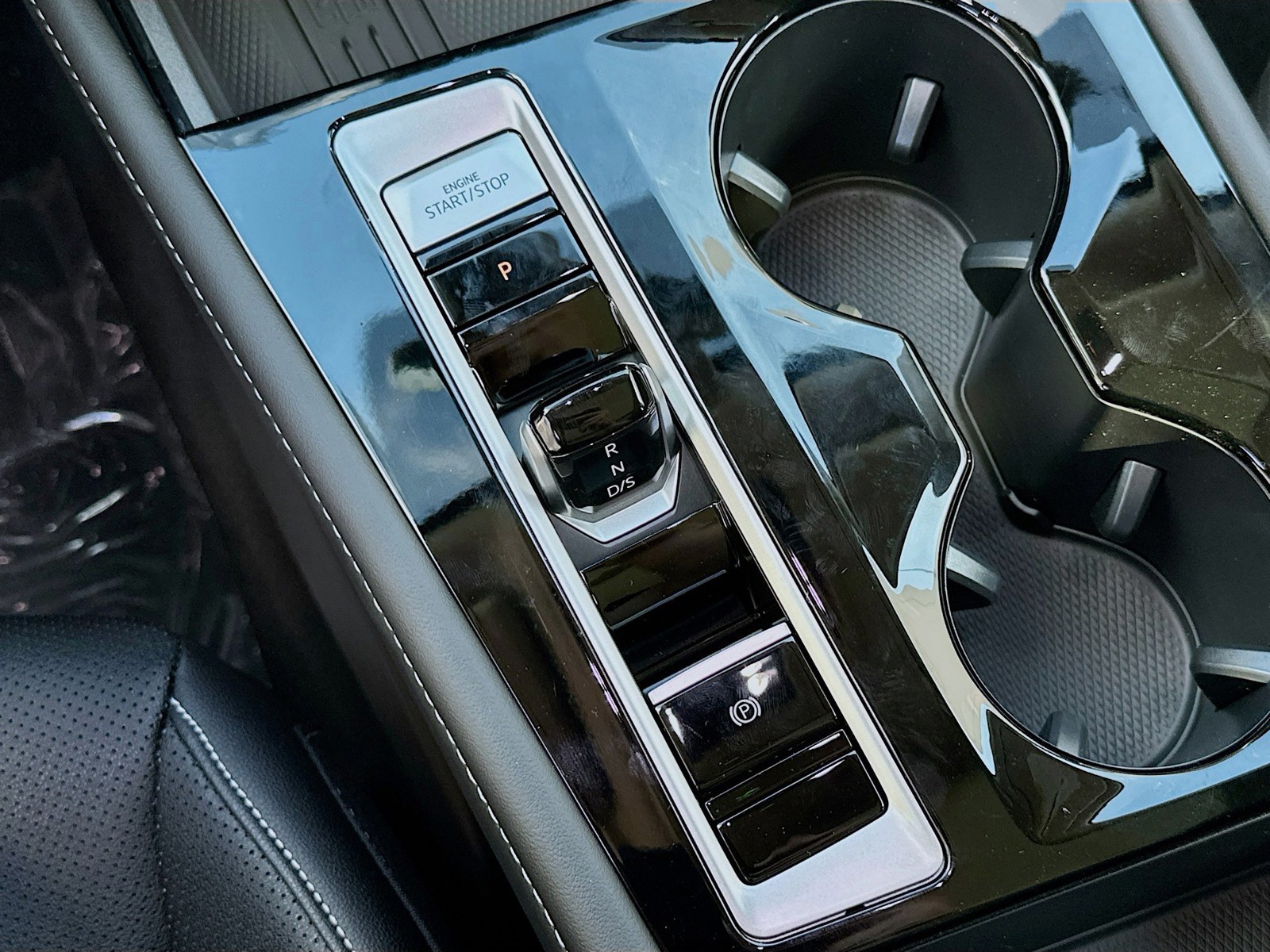 2026 Volkswagen Atlas - Photo 15