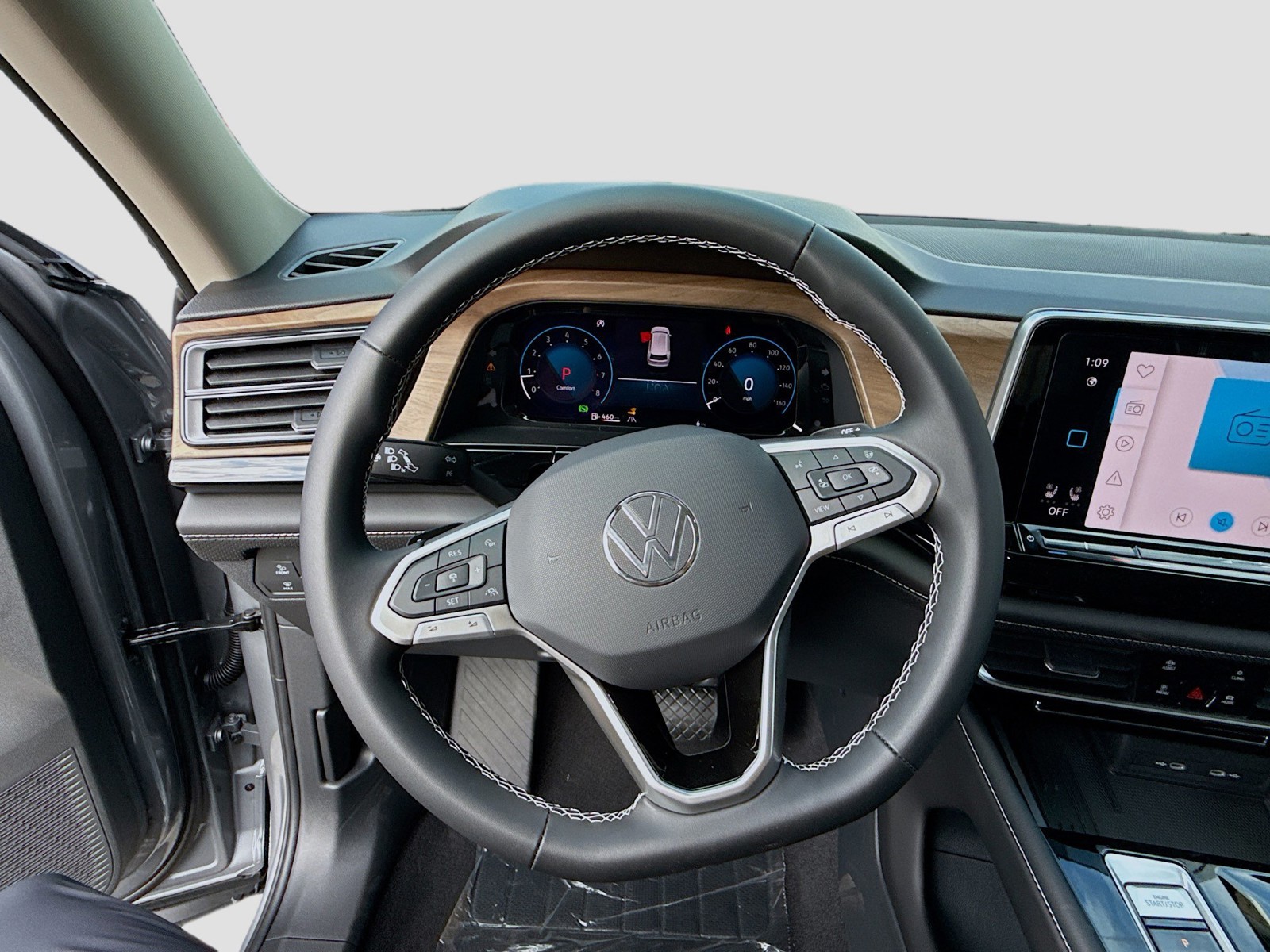 2026 Volkswagen Atlas - Photo 10