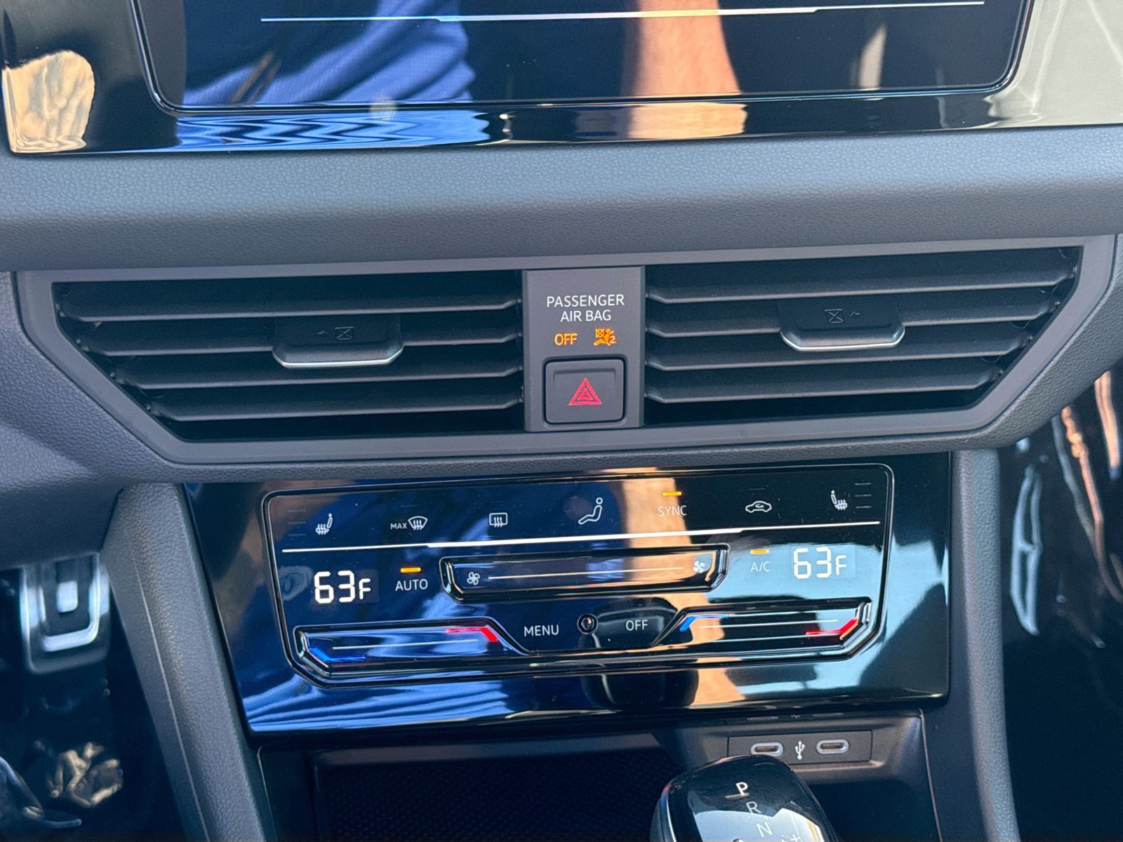 2026 Volkswagen Jetta - Photo 12