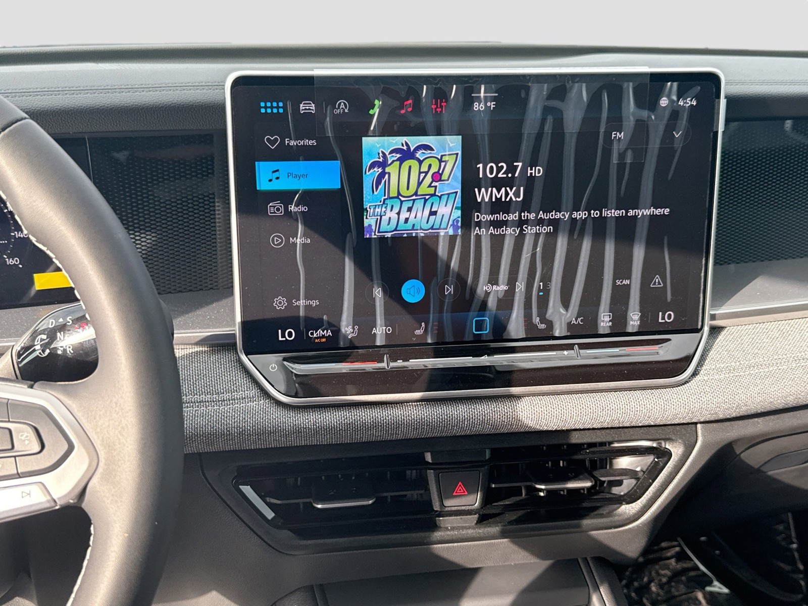 2026 Volkswagen Tiguan - Photo 12