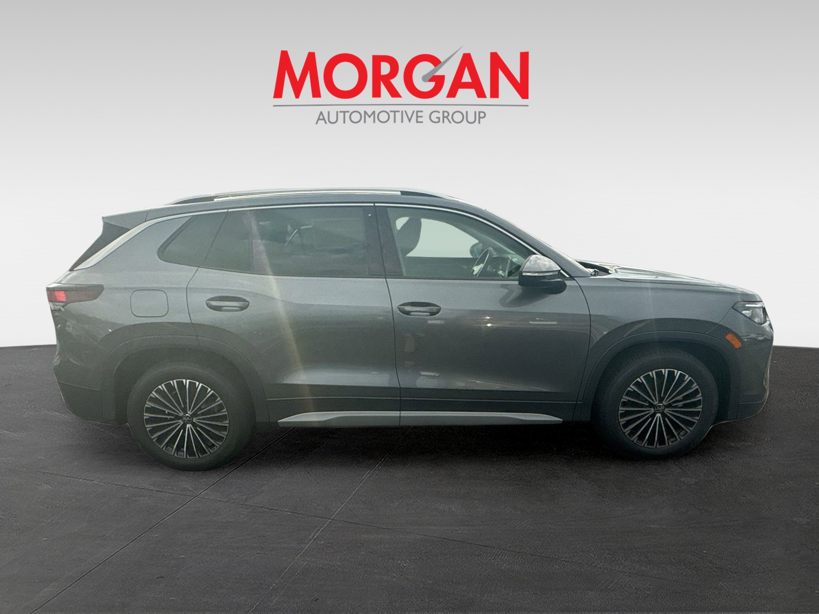 2026 Volkswagen Tiguan - Photo 8