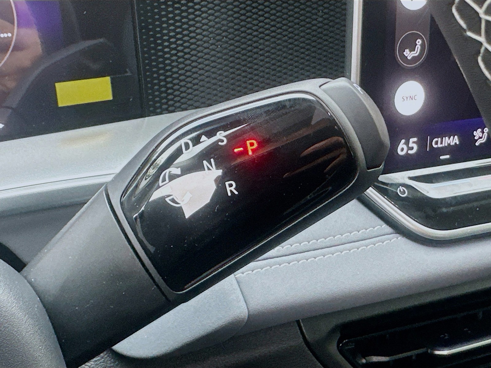 2026 Volkswagen Tiguan - Photo 15