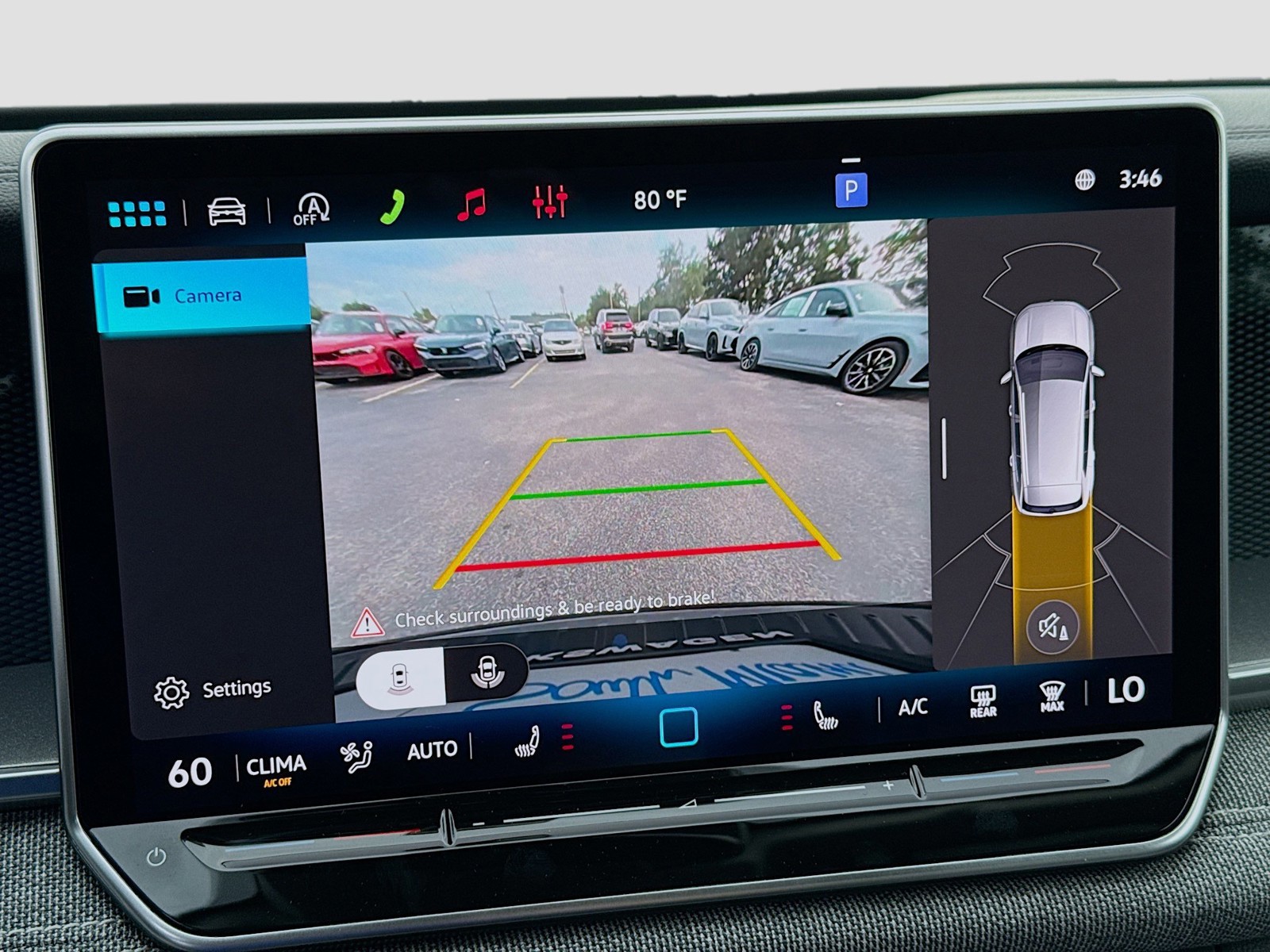 2026 Volkswagen Tiguan - Photo 13