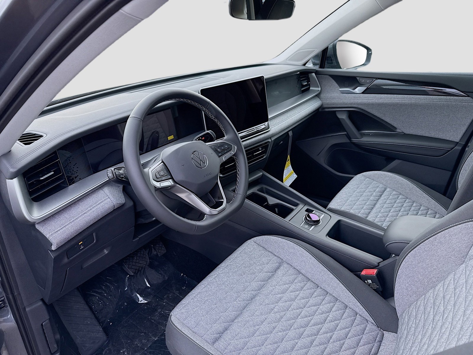 2026 Volkswagen Tiguan - Photo 9