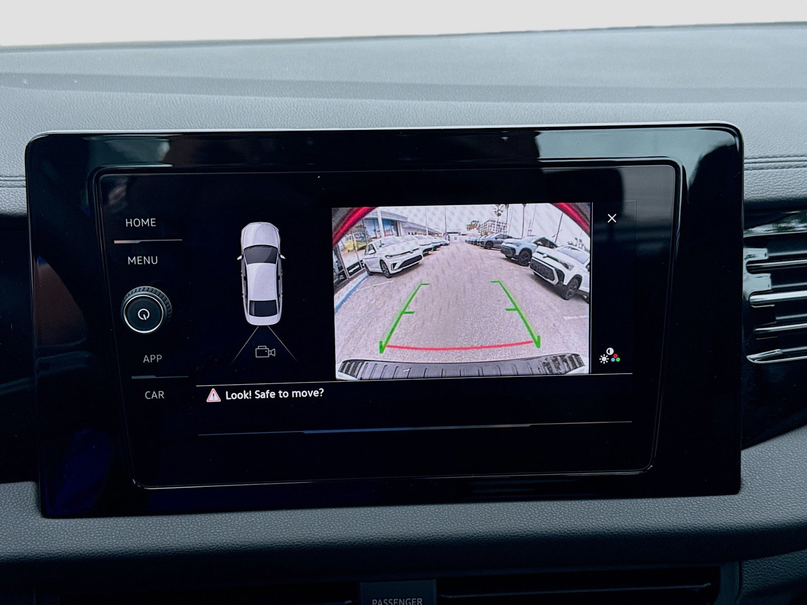 2026 Volkswagen Jetta - Photo 13