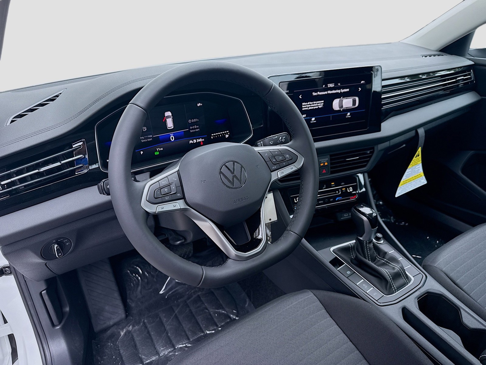 2026 Volkswagen Jetta - Photo 9