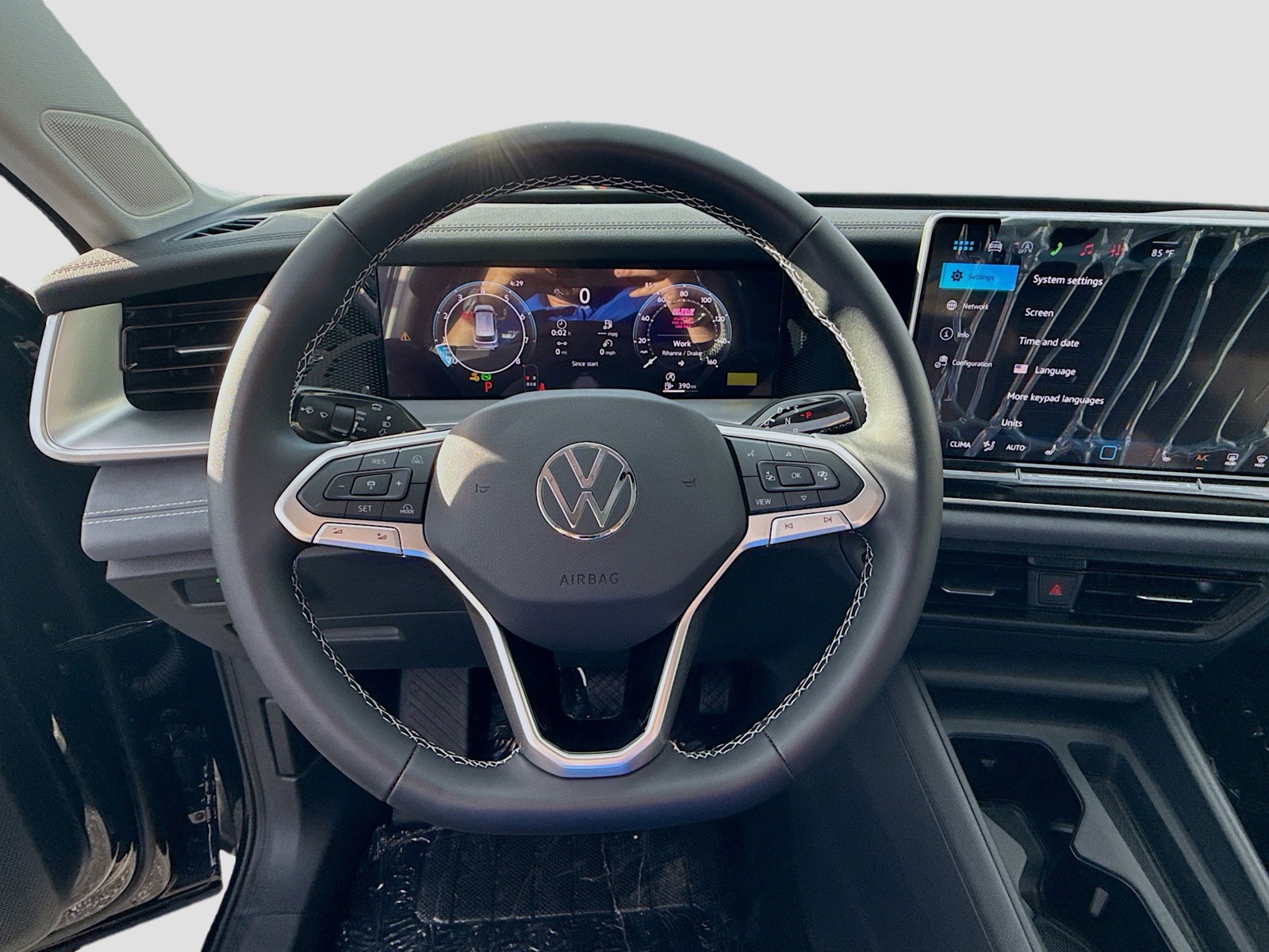 2026 Volkswagen Tiguan - Photo 10
