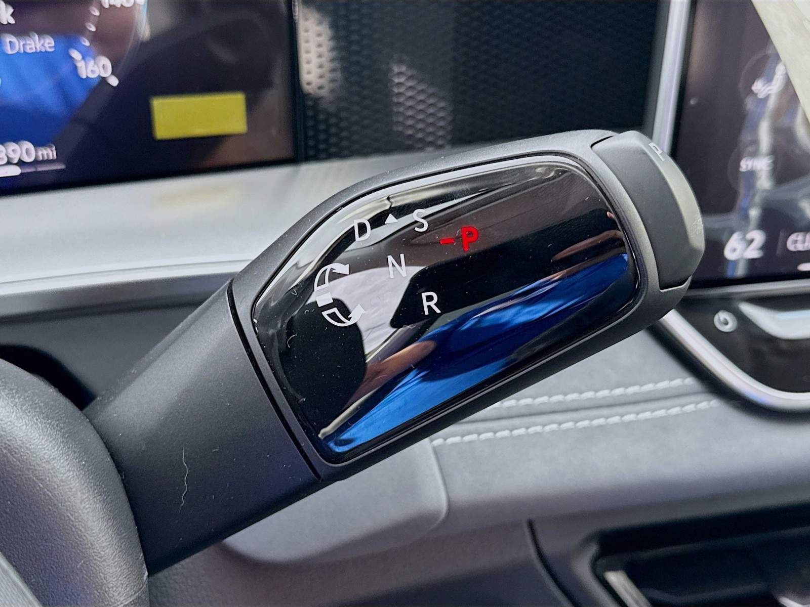 2026 Volkswagen Tiguan - Photo 15