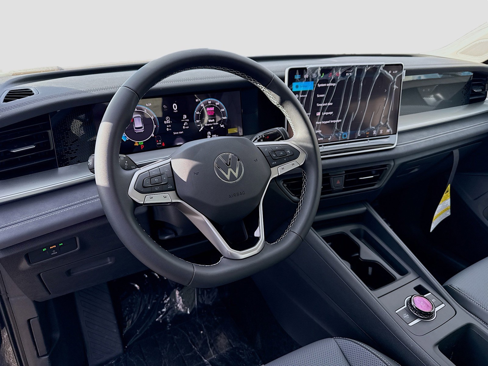 2026 Volkswagen Tiguan - Photo 9