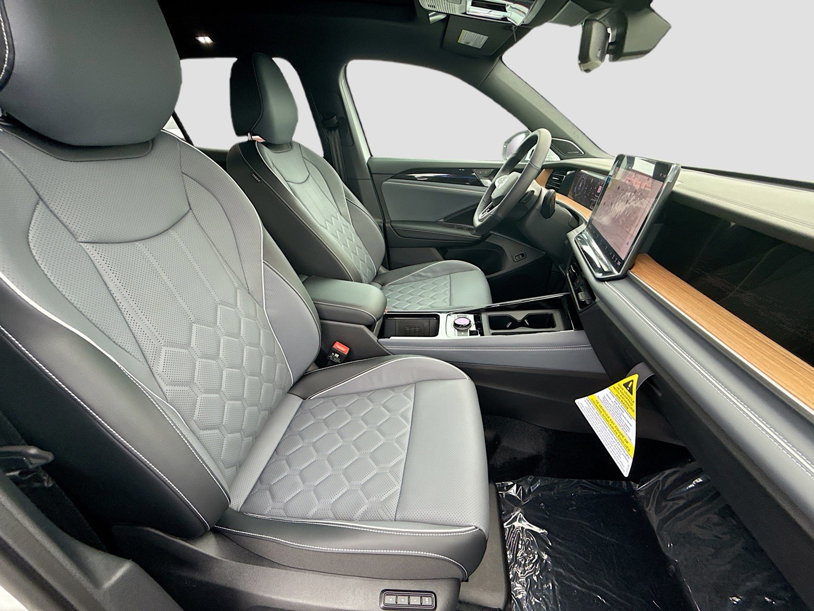 2026 Volkswagen Tiguan - Photo 25