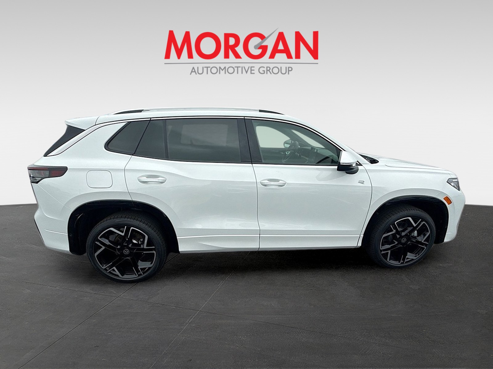2026 Volkswagen Tiguan - Photo 8
