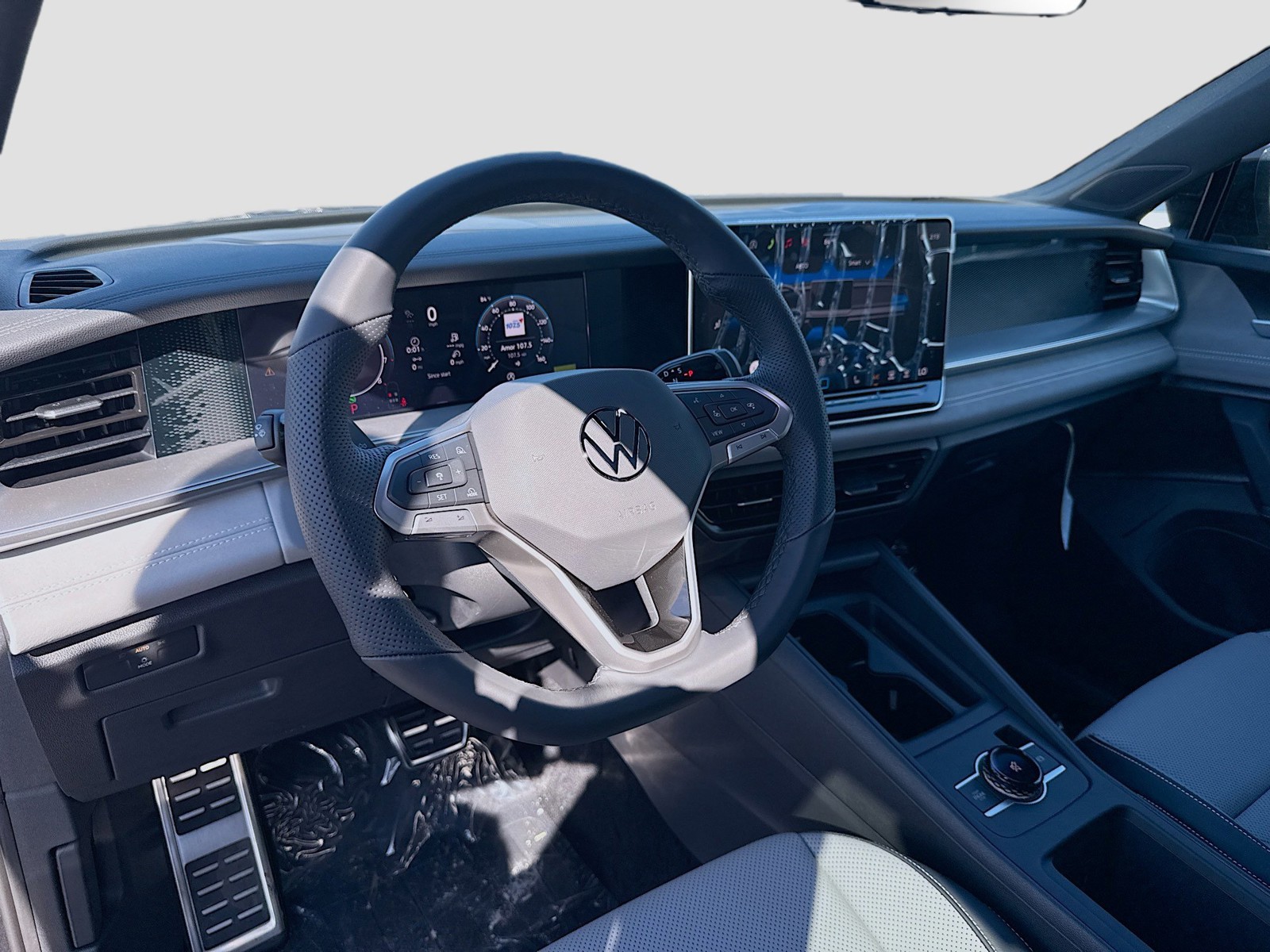 2026 Volkswagen Tiguan - Photo 9