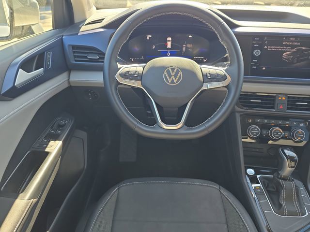 2024 Volkswagen Taos - Photo 15
