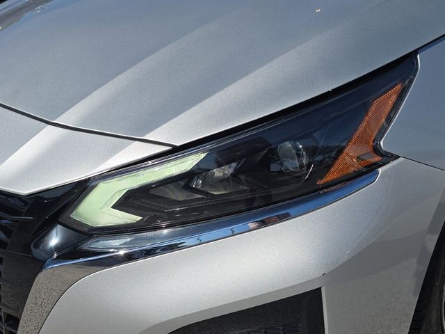 2023 Nissan Altima - Photo 10