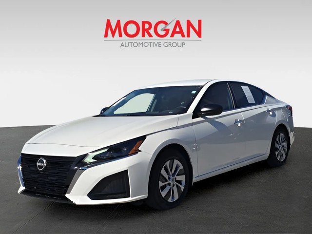 2025 Nissan Altima - Photo 3