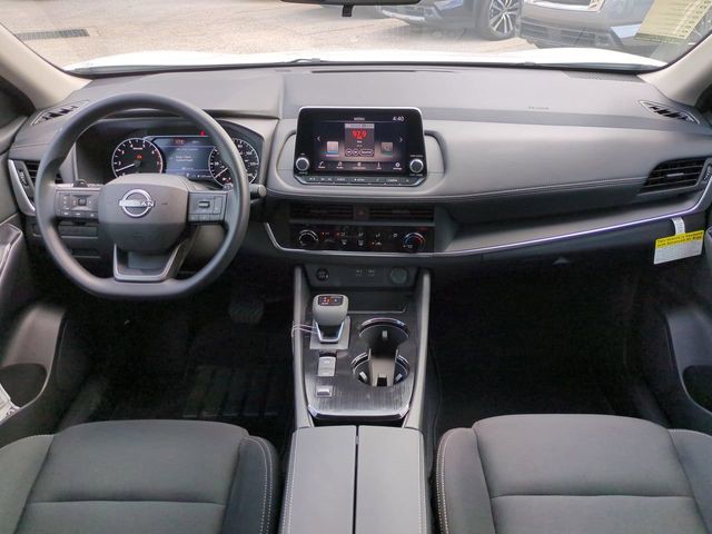 2026 Nissan Rogue - Photo 13