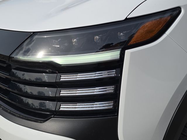 2026 Nissan Kicks - Photo 10