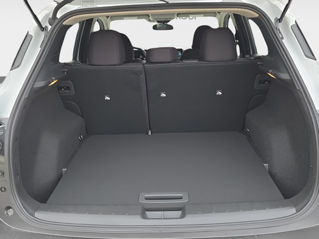 2026 Nissan Kicks - Photo 10