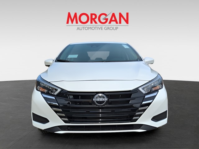 2025 Nissan Versa - Photo 4