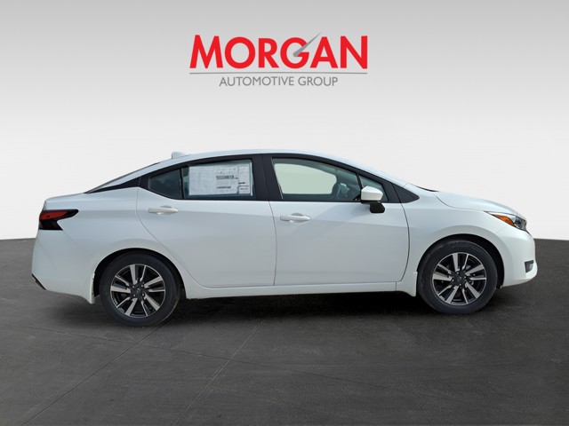 2025 Nissan Versa - Photo 9