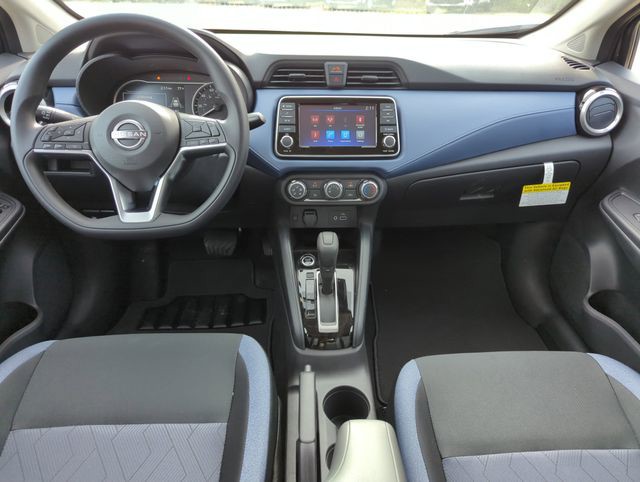 2025 Nissan Versa - Photo 14