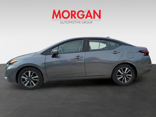 2025 Nissan Versa - Photo 8
