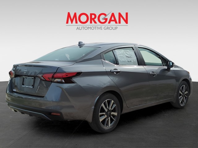 2025 Nissan Versa - Photo 6