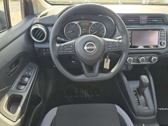 2025 Nissan Versa - Photo 14