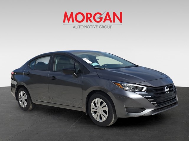 2025 Nissan Versa - Photo 2