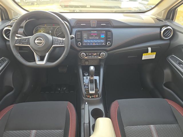 2025 Nissan Versa - Photo 12