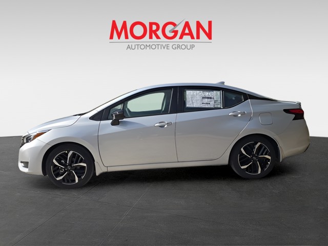 2025 Nissan Versa - Photo 8
