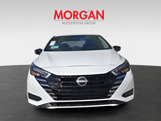 2025 Nissan Versa - Photo 4