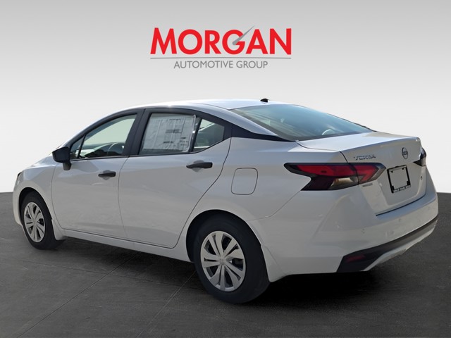 2025 Nissan Versa - Photo 5