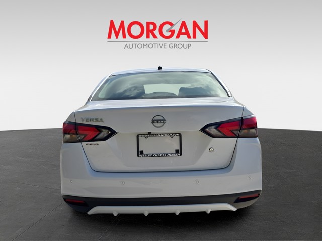 2025 Nissan Versa - Photo 7