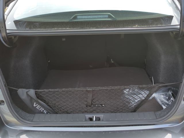 2025 Nissan Versa - Photo 12