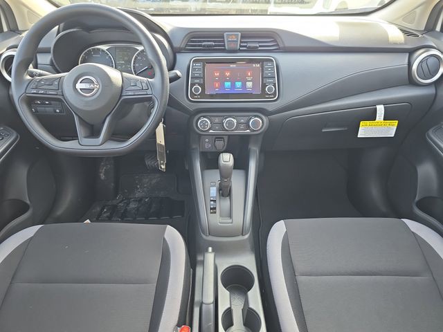2025 Nissan Versa - Photo 14