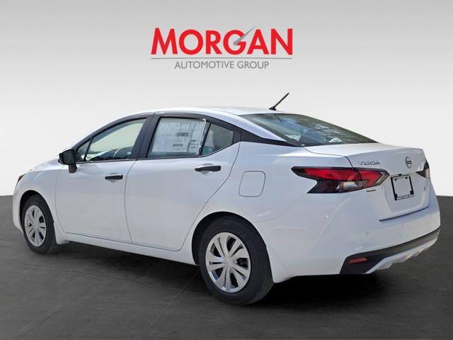 2025 Nissan Versa - Photo 5