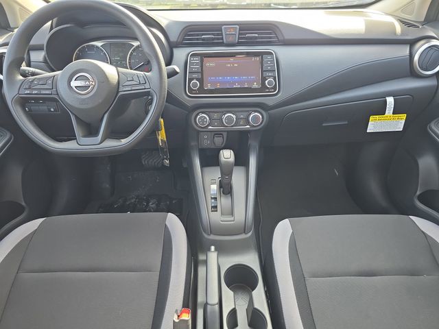 2025 Nissan Versa - Photo 14