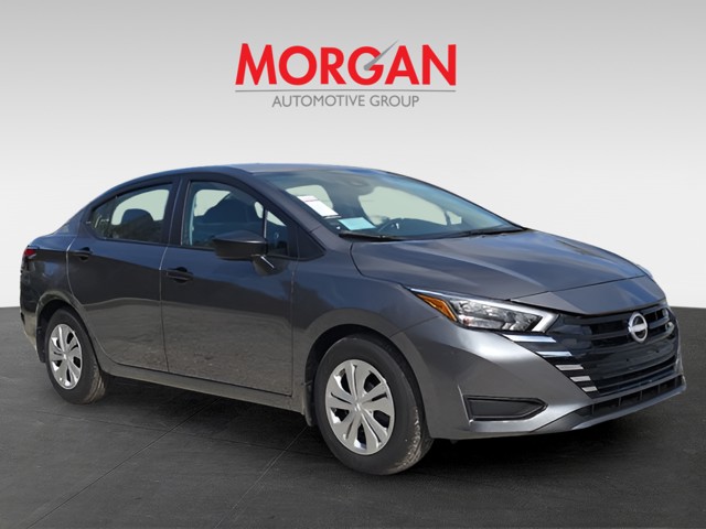 2025 Nissan Versa - Photo 2