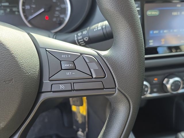 2025 Nissan Versa - Photo 30
