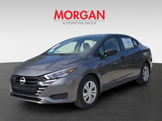 2025 Nissan Versa - Photo 4